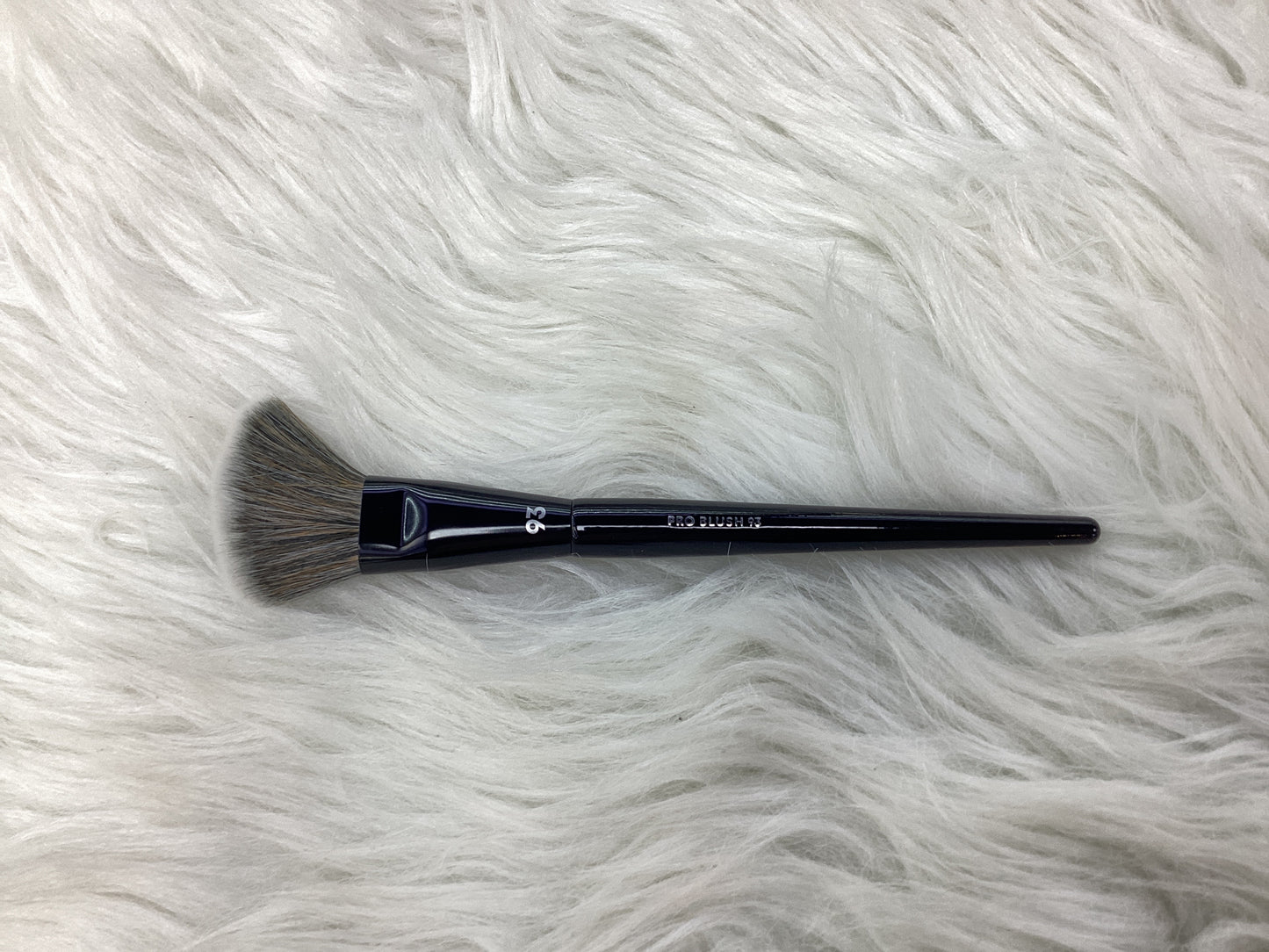 Xixi Brushes Pro Blush 93