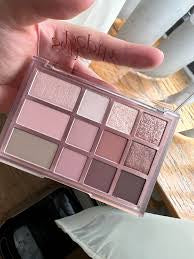 Clio shade & shadow palette shadow gallery (1)