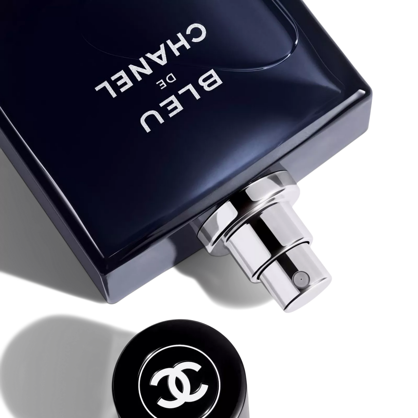 BLEU DE CHANEL Eau de Toilette Spray. 5 FL.0Z