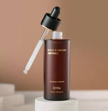 Ottie The Black Complex Black Signature Miniature Set