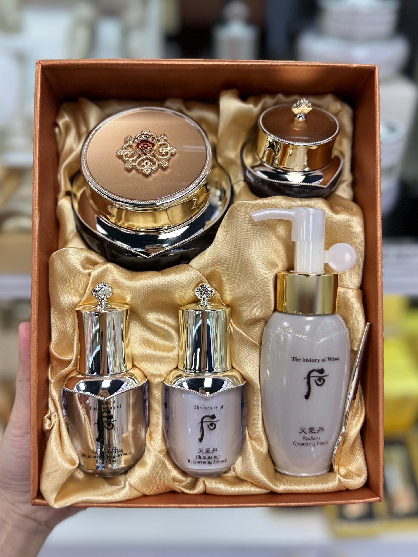 The History Of Whoo Radiant Regenerating Eye Cream Special Set