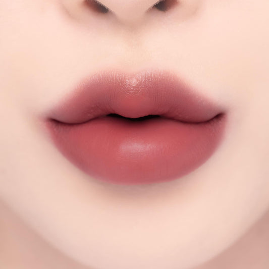 YNM cream Matte Lipstick #06 Plum Mauve